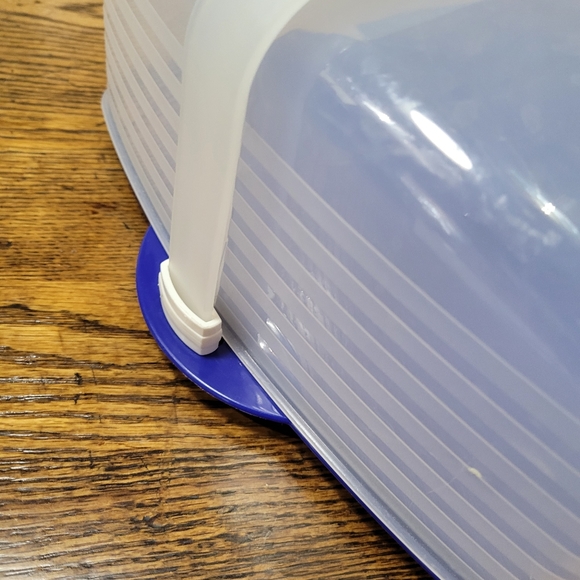 - Rectangular cake taker - Picture 4 of 4